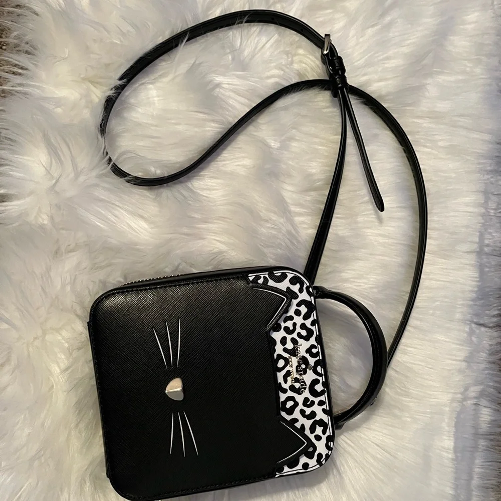 Kate Spade Cat crossbody Purse. Perfect condition, used once or twice. - Picture 11 of 14